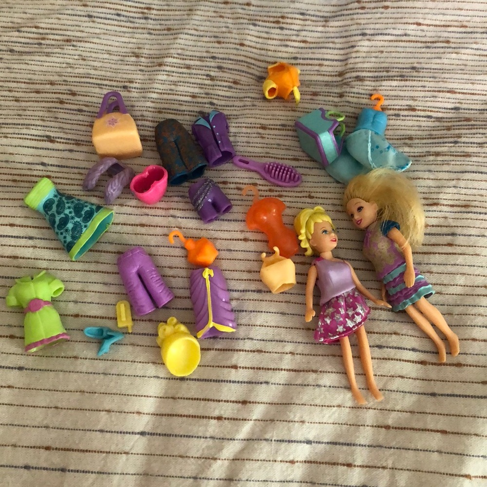 Polly pocket dolls